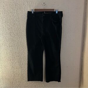 Chico's Girlfriend Kick-Flare So Slimming Black Distressed Cropped Jeans Size 10